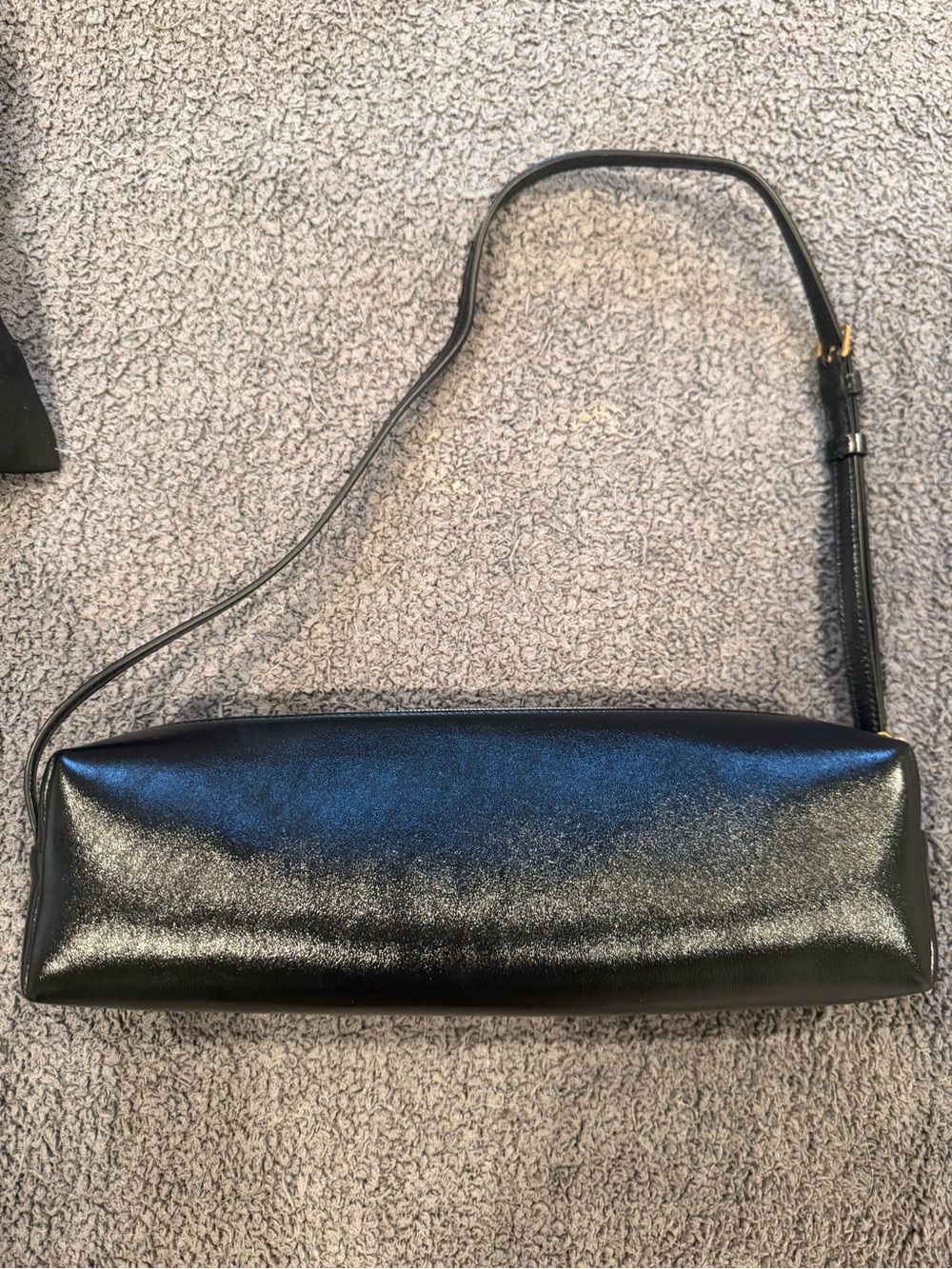 Khaite Kye Black Leather Shoulder Bag - Picture 4 of 6